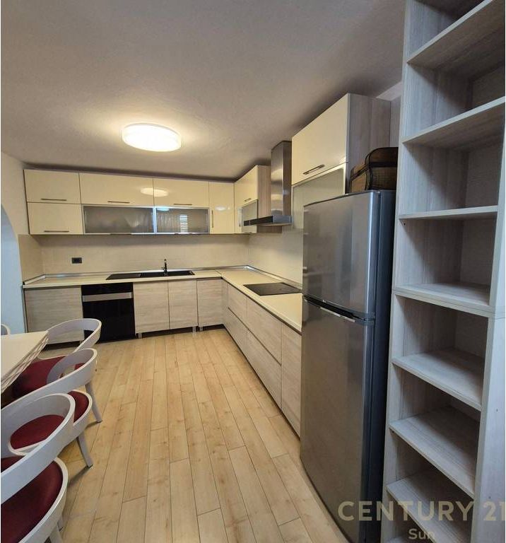 2+1 apartment for sale near the Ballet School!