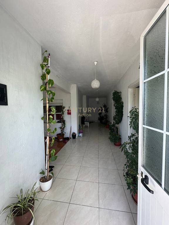 hitet shtepi private ne Unazen e Re. 260,000 €