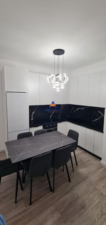 AFFITTASI APPARTAMENTO 1+1+BALCONE "URBAN GATE" 52.000 LEKE