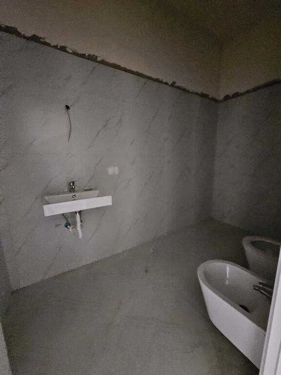 OCCASION! SAUK PORTA TIRANA APARTMENT FOR SALE 2+1+2 WC+WARDROBES