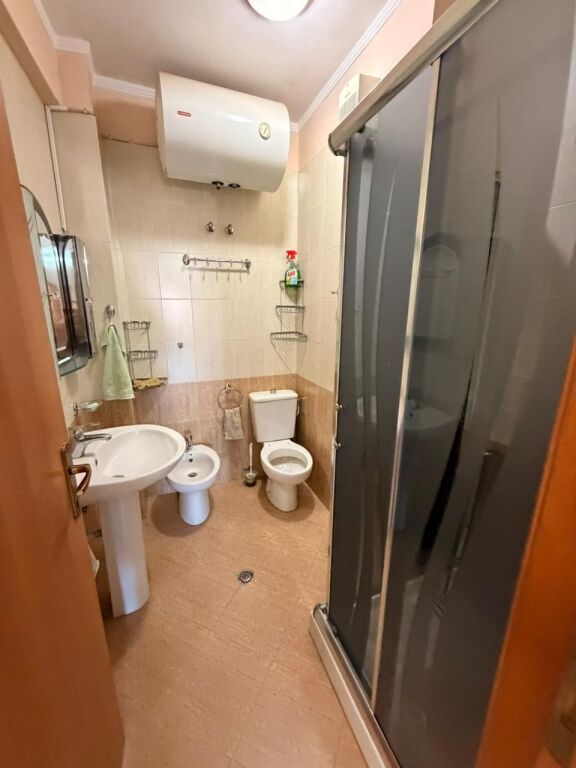 Apartment 3+1+2t +2b for sale at Markata, in Durres