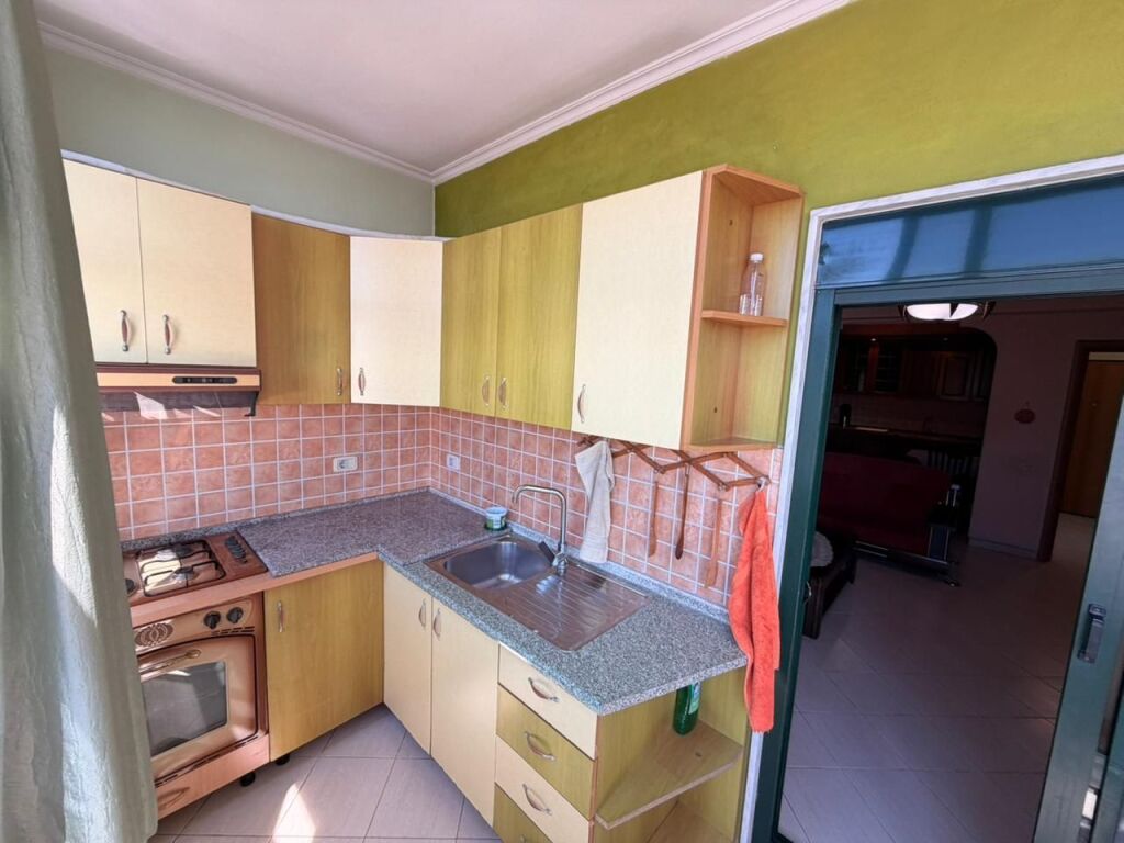 Apartment 3+1+2t +2b for sale at Markata, in Durres