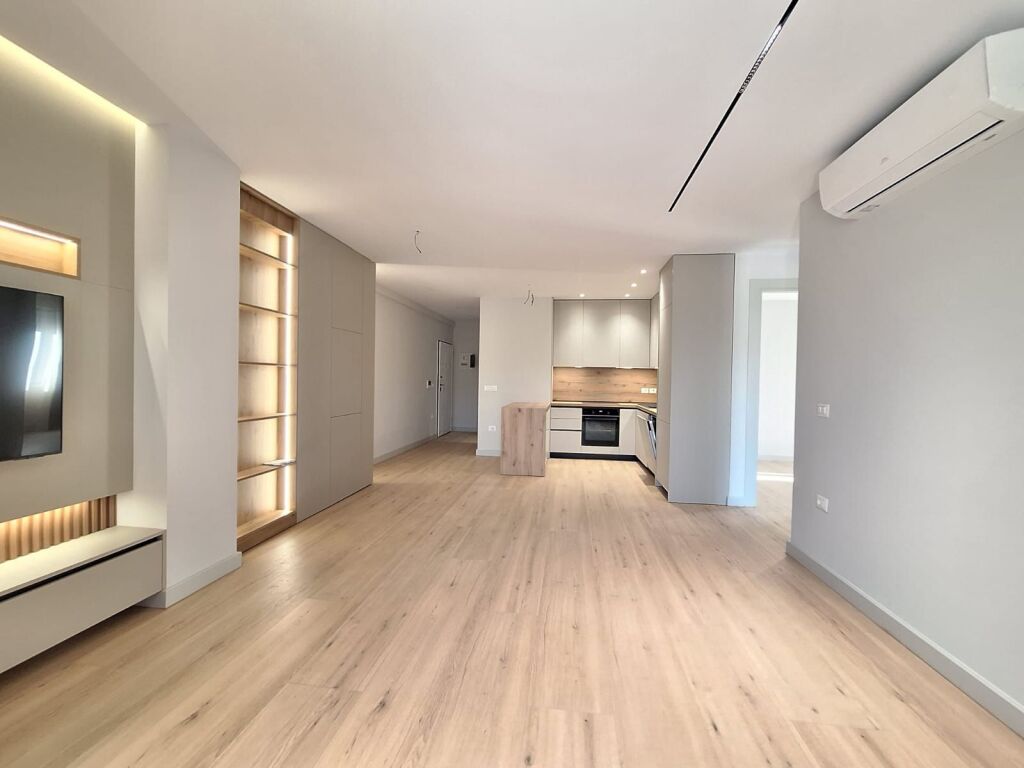 Appartamento 2+1+1 in vendita al Lago Secco