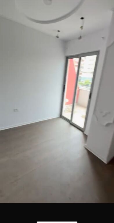 SUPER APARTAMENT 2+1 NE SHITJE TE KOMUNA PARISIT