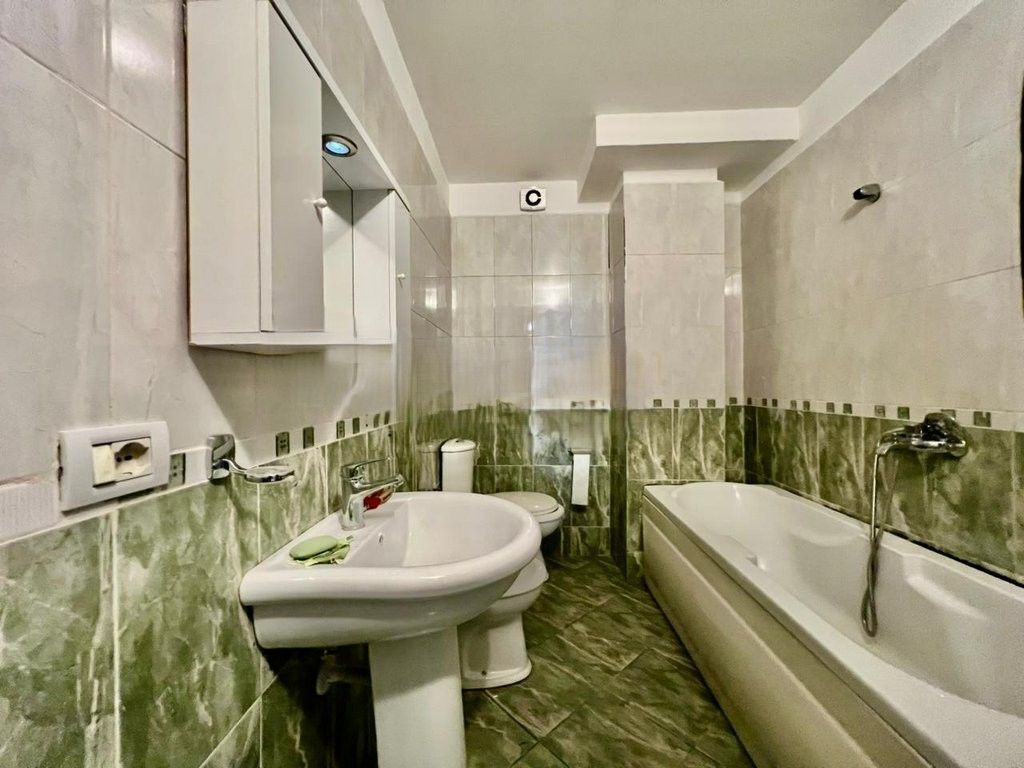 FOR RENT, MODERN APARTMENT 2+1+2 with PARKING SPACE, GLOBE / KAVAJËS STREET‼️ 700 € /Month