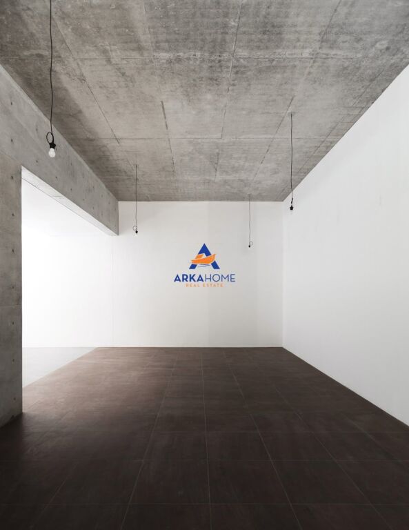 OFFICE FOR RENT 77M2 "LAKE VIEW, ARTIFICIAL LAKE" 100,000 LEKE