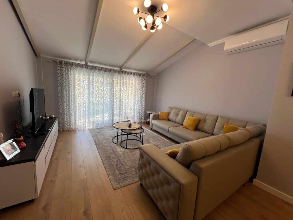 Apartament 2+1+2 me qira , Shkolla e Baletit