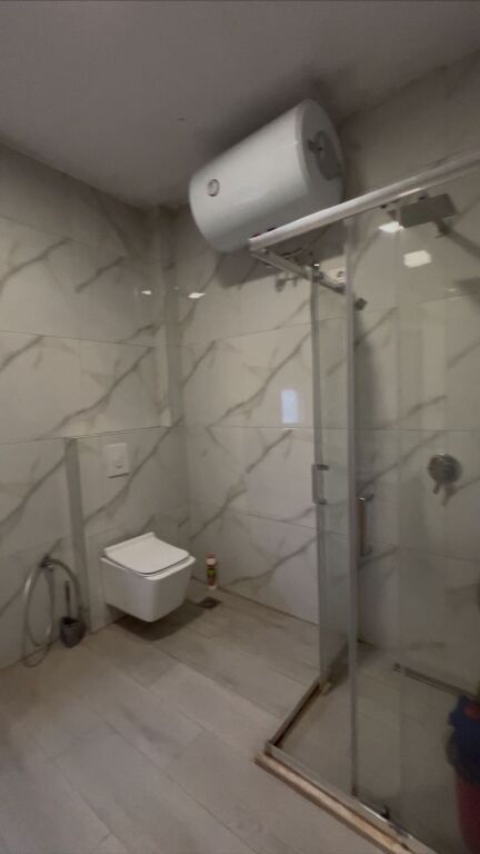 Shitet apartament 2+1, Rruga e Durresit