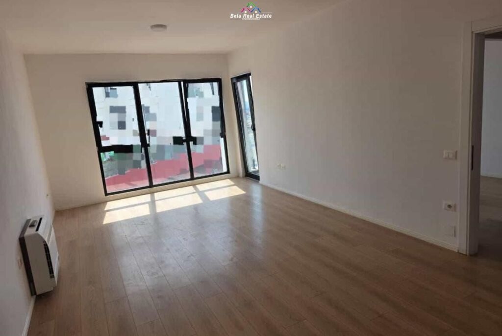 Zyre me qera 1+1 tek Farmacia 10 (ID BZ2500) Tirane