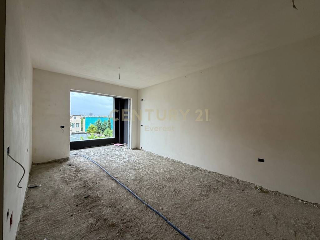 PASKUQAN, VENDIAMO APPARTAMENTO 1+1 83,000 € Sup. Totale  75m2