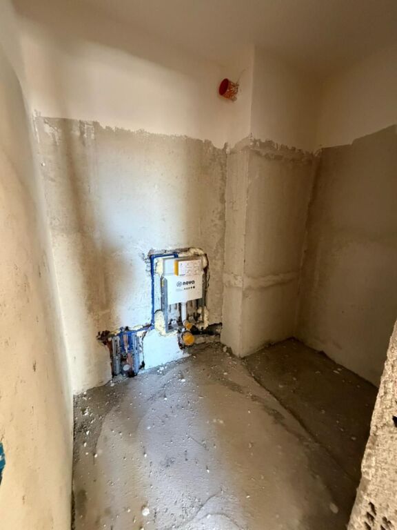 Shitet Apartament 2+1 tek Univers City