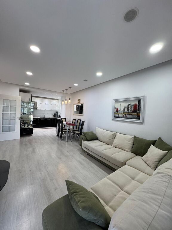 Affittasi appartamento 1+1 📍vicino ai Palazzi Gialli