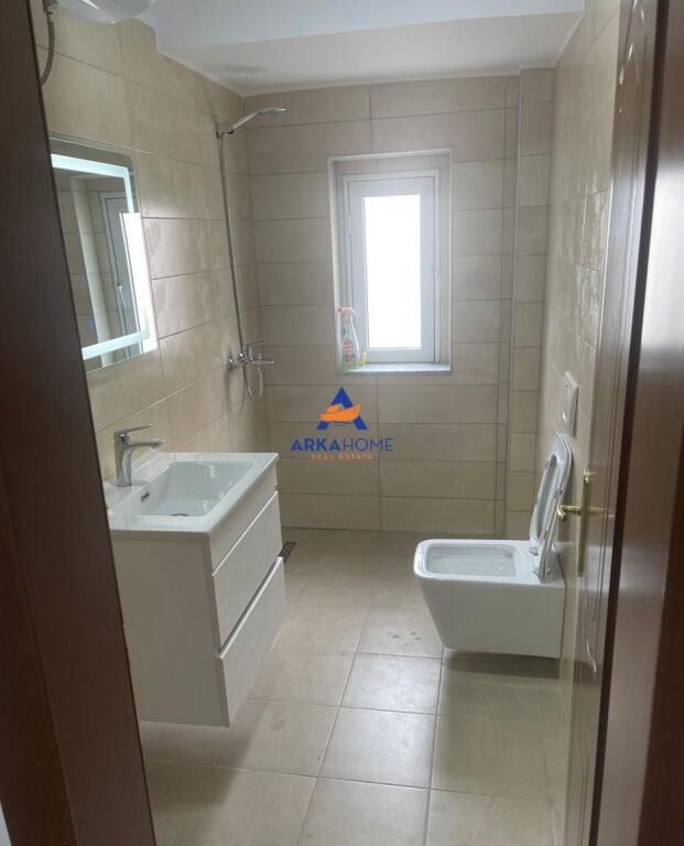 SHITET APARTAMENT 2+1 "TEK 21 DHJETORI" 175.000 EURO - Widok 3