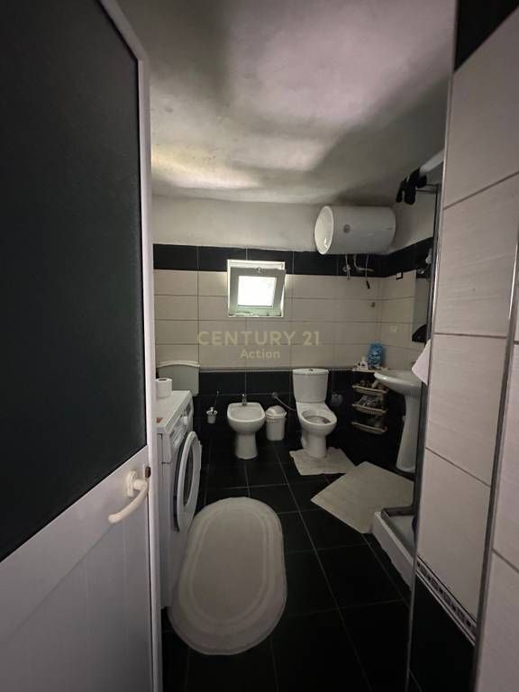 hitet shtepi private ne Unazen e Re. 260,000 €
