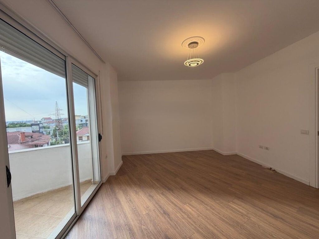 FRESKU, SHESIM APARTAMENT 2+1+2
