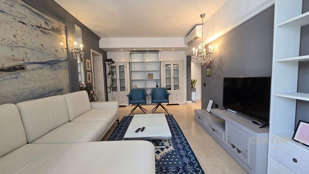 Appartamento 3+1 In Affitto in Via Durazzo, Tirana !! 900 € /Mese Sup. Totale  99m2