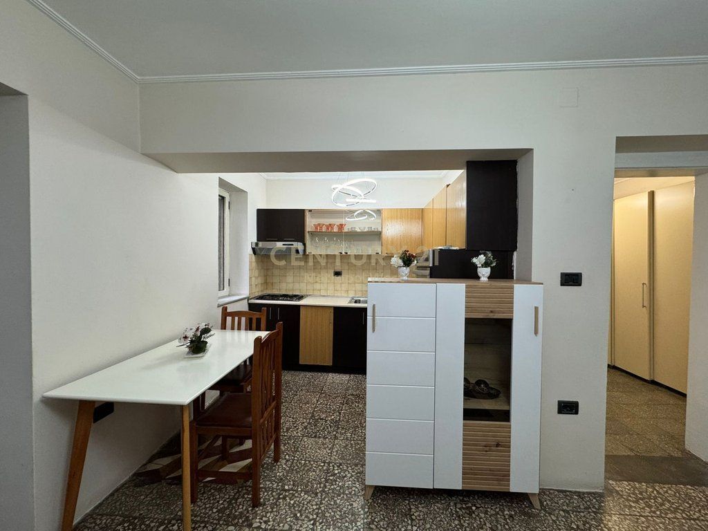 Scuola di Balletto, appartamento 1+1 in affitto