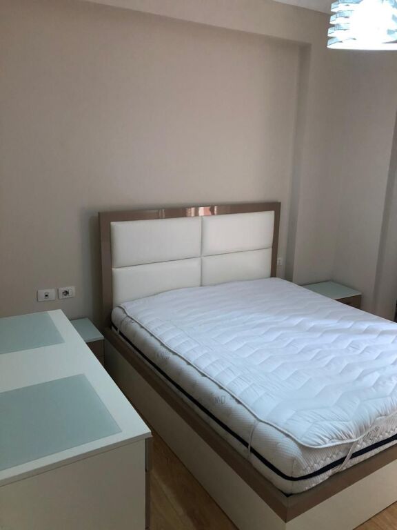 Affittasi 3+1 a Kodra e Diellit