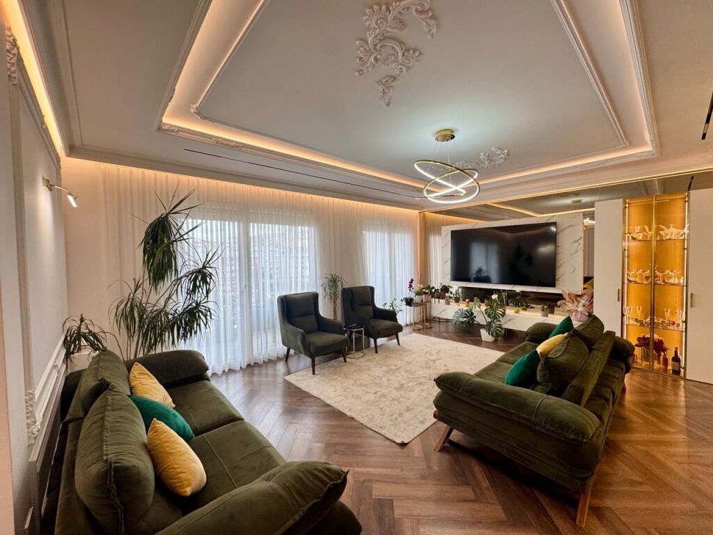 Apartament 4+1+3tualete+2 poste parkimi per shitje Residenca 3D