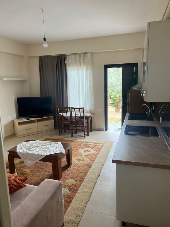 Casa 1+1 in affitto a Selite