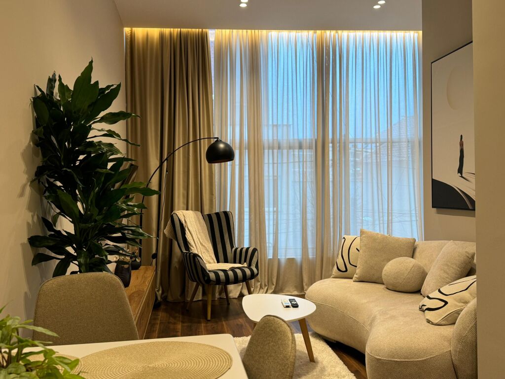 Rr Bogdaneve /near the Center, a modern 2+1 apartment is for rent.
