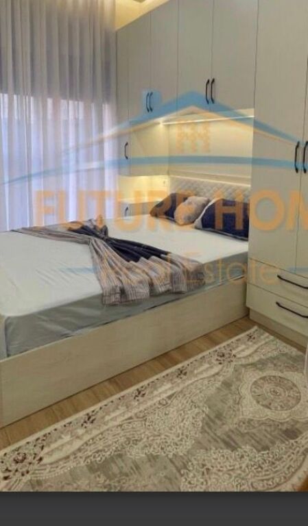 Shitet, Apartament 1+1, Kompleksi "Marga", Rruga Jordan Misja.