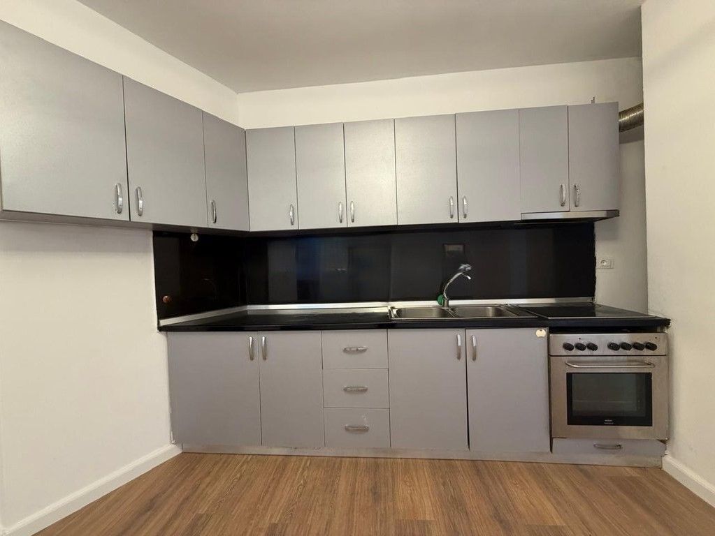 FRESKU, SHESIM APARTAMENT 2+1+2