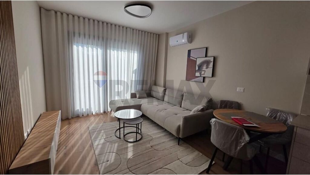 Apartment - For Rent - Zoo Garden, Tirana