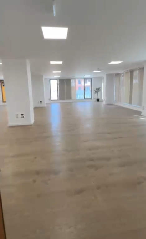 🏢Spazi Ufficio in Affitto al Complesso📍Delijorgji🔥