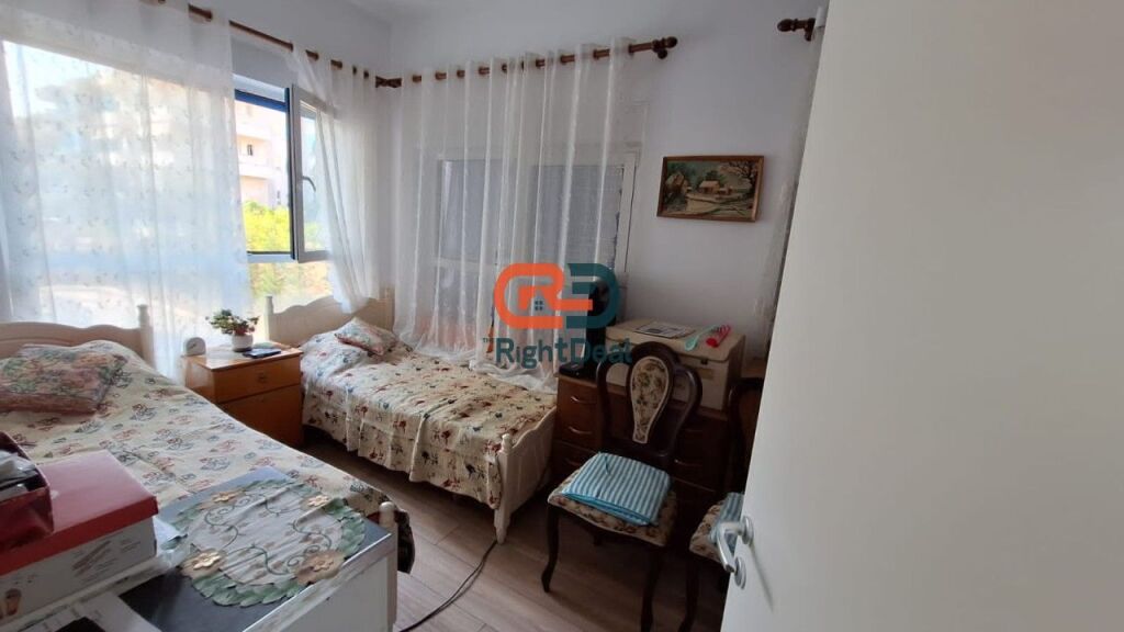 Tek Kompleksi Mangalem 21, Shitet Apartament 2+1 Ideal Per Banim !!