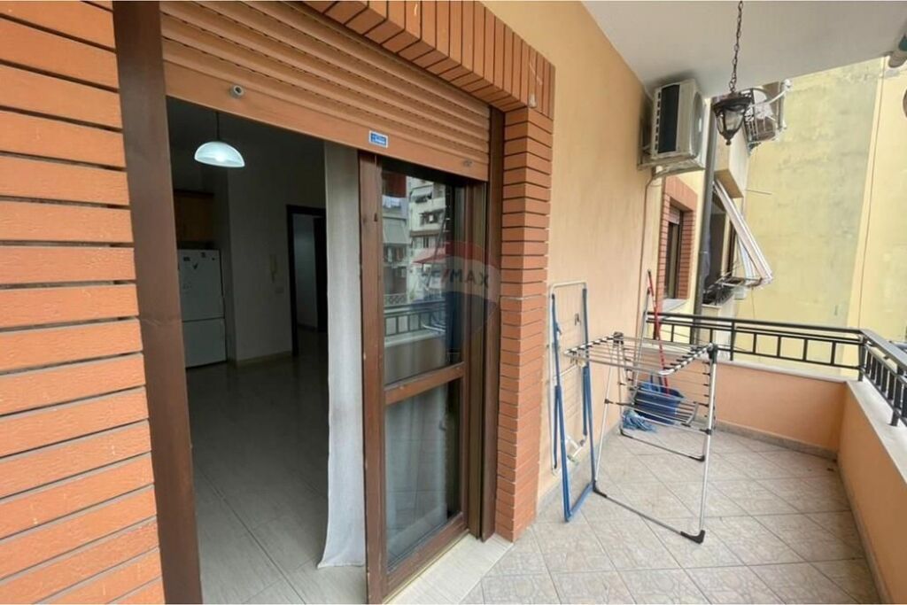 Appartamento 1+1 in affitto presso il Comune di Parigi