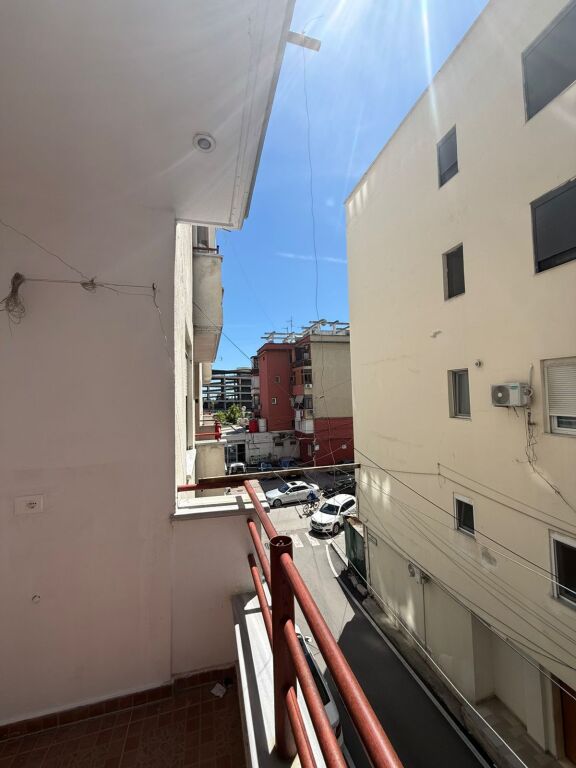 For rent, 2+1 Apartment, Near Lulishtja – Center, UKD.