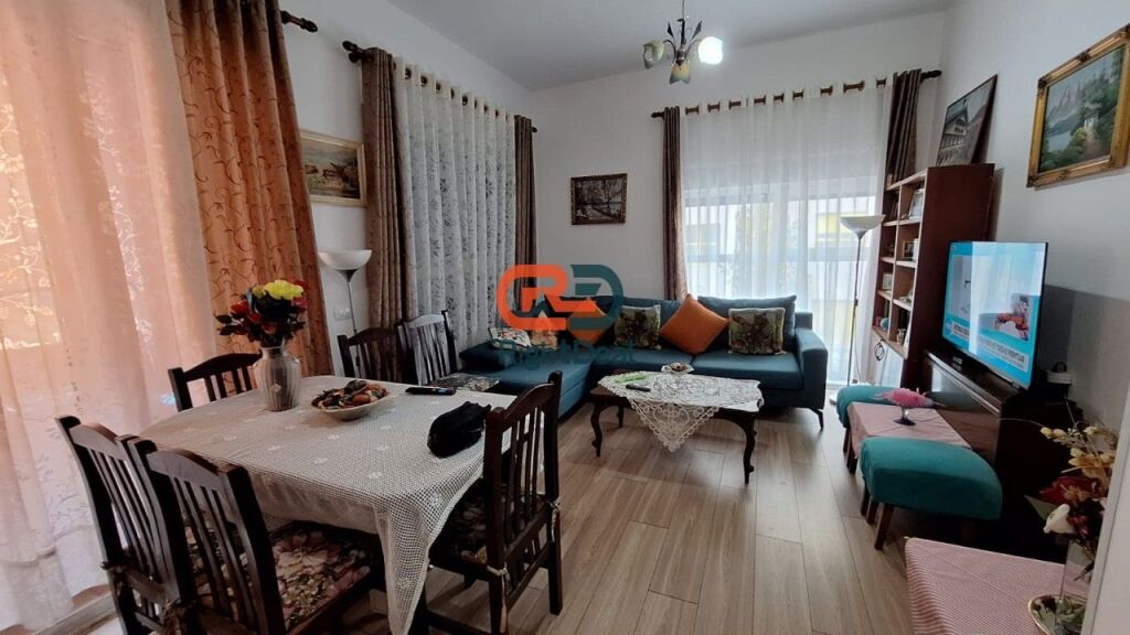 Tek Kompleksi Mangalem 21, Shitet Apartament 2+1 Ideal Per Banim !!