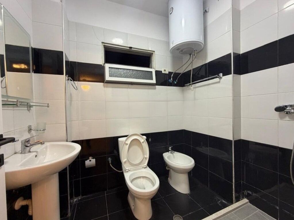 FRESKU, SHESIM APARTAMENT 2+1+2