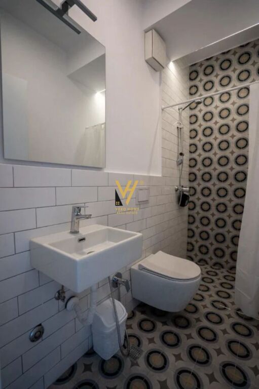 IN VENDITA APPARTAMENTO 1+1+2+BLK IN VIA SIRI KODRA 167.400 EURO