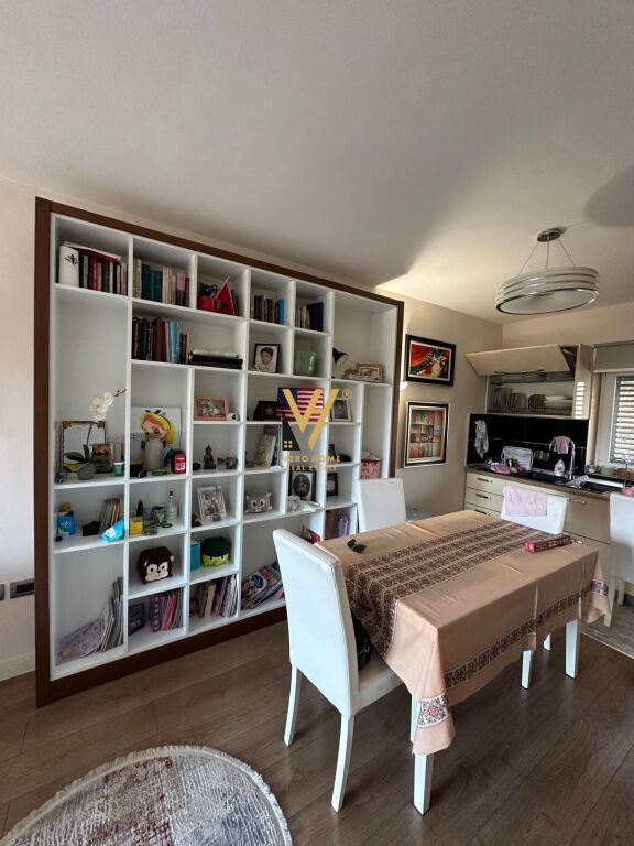 VENDESI APPARTAMENTO 2+1+BLK IN VIA ELBASAN 26.500.000 LEKE