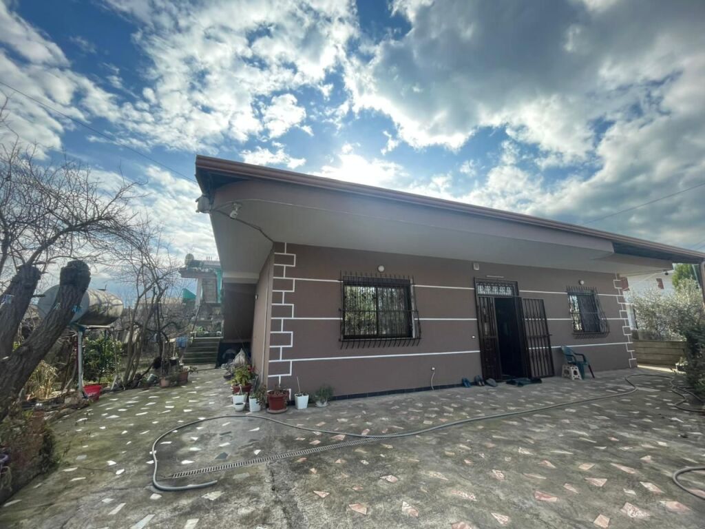 In vendita, Casa Privata 3+1, A Shkozet.