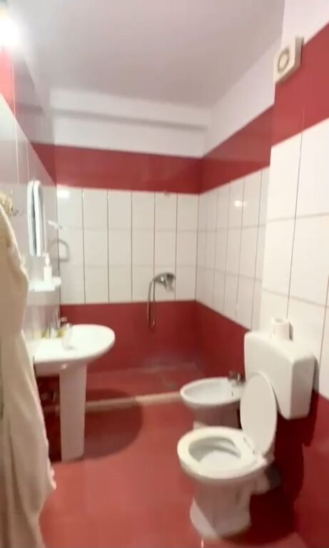 Apartament me qera