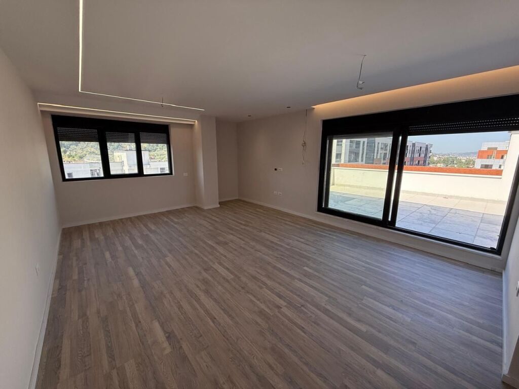 OFFICE SPACE FOR RENT AT URBAN GATE ASTIR