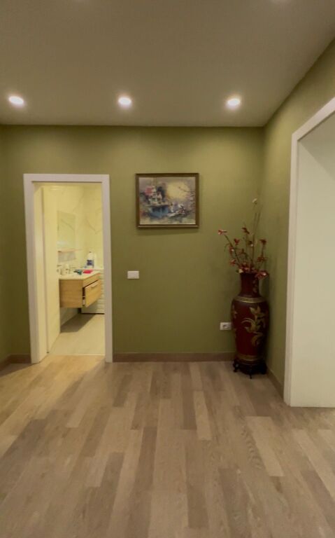 In vendita, Appartamento 2+1, Via Durazzo, Tirana.
