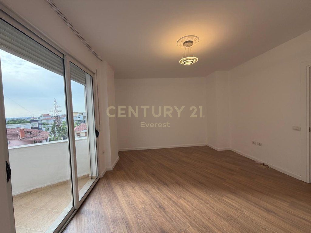 FRESKU, SELLING APARTMENT 2+1+2