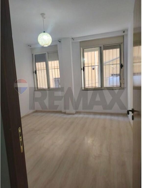 Apartament 2+1 per shitje 5 MAji