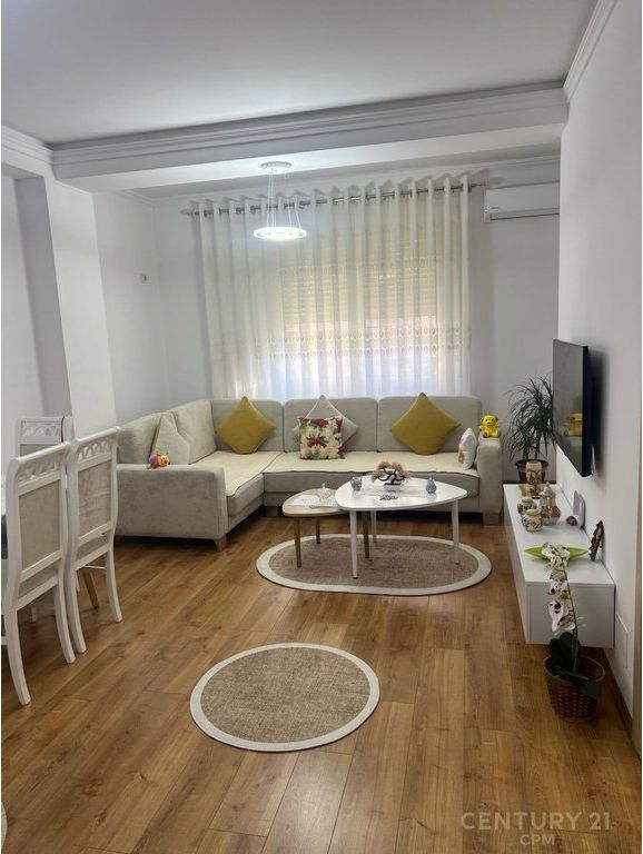 SHITET SUPER APARTAMENT 1+1 I MOBILUAR NË KOMPLEKSIN NOVA, KODRA E DIELLIT 170,000 € Sip. Totale  49m2