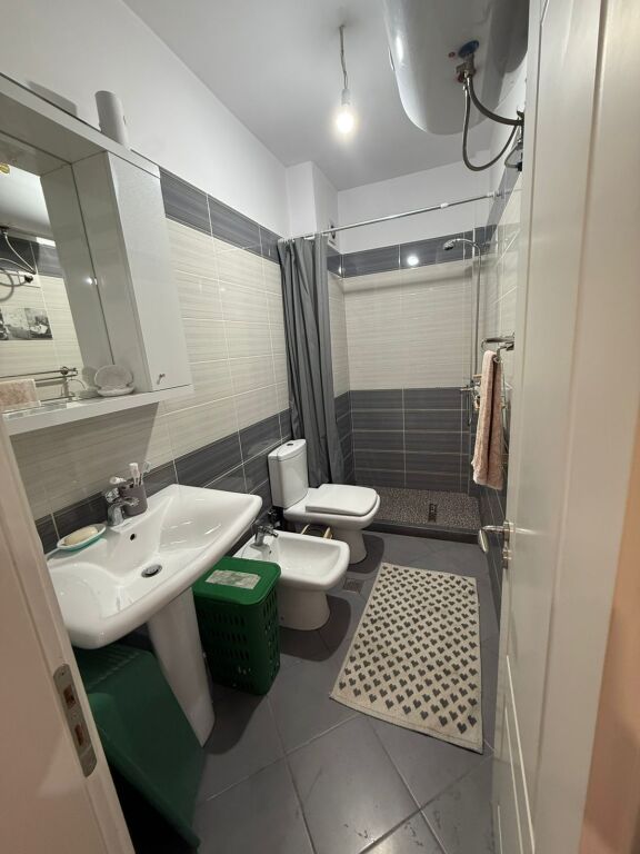 Shitet Apartament 1+1 Don Bosko