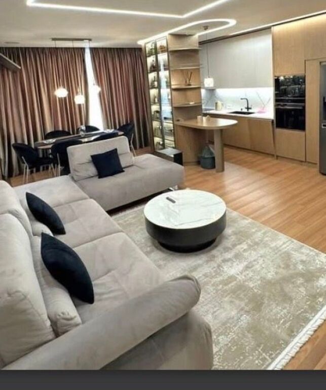 Shitet, Apartament 2+1+2, Rruga e Kavajes, Tiranë