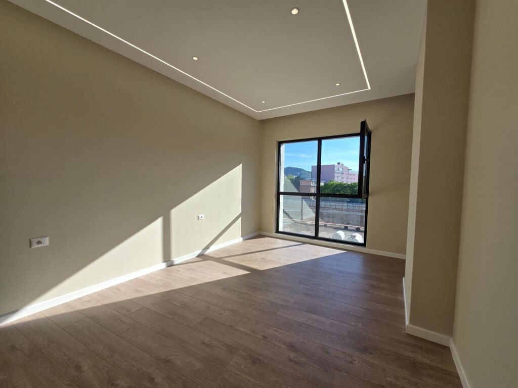 Apartament - View 3