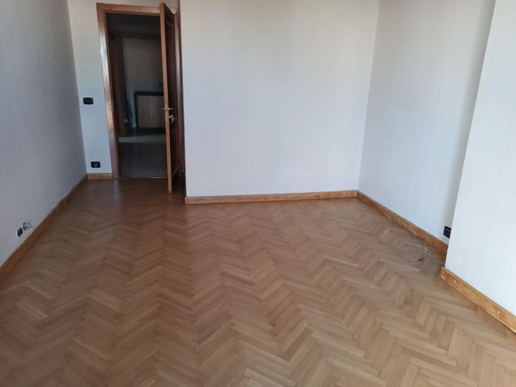 LOCALE PER UFFICI IN AFFITTO A TOPTANI