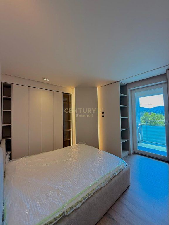 Apartament luksoz 1+1 me qira tek Myslym Shyri