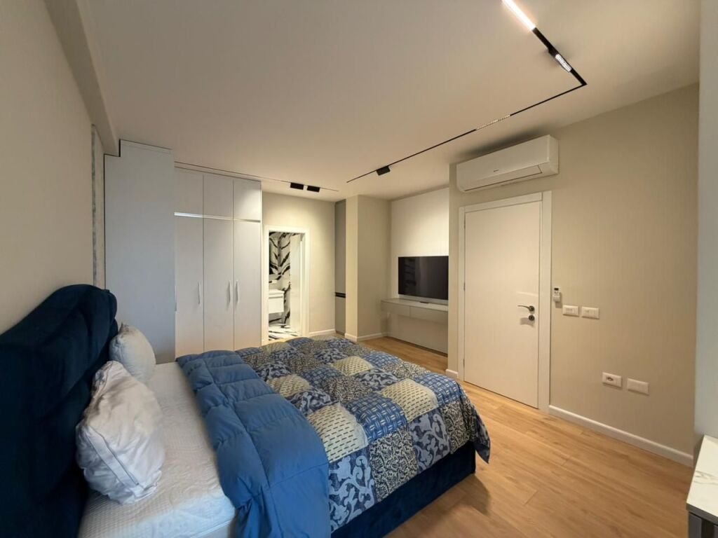 Apartment 2+1+Parking for rent at the Olympic Complex.