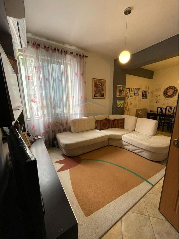 For sale, Apartment 2+1, Kavaja Street, Tirana